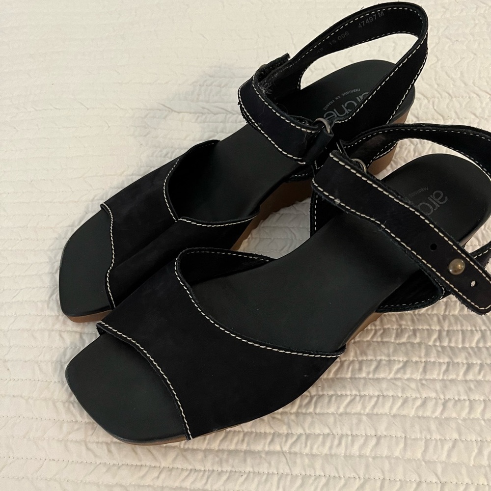 Arche women’s sandal size 42